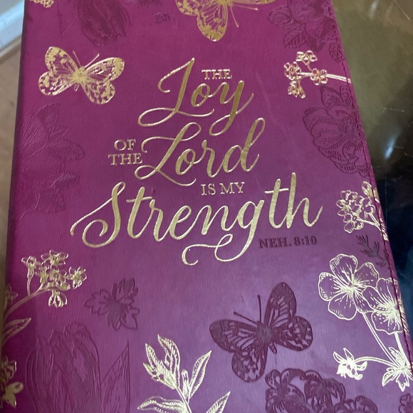 - Brand New Leather With Zipper Journal The Joy Of The Lord Is My Strength - Picture 5 of 7